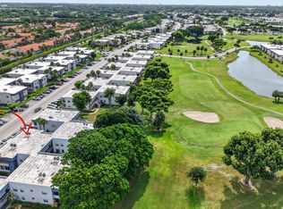 68 Normandy Ln #B, Delray Beach, FL 33484