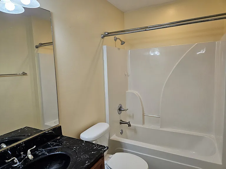 550 Orchard Falls Dr — Photo 13