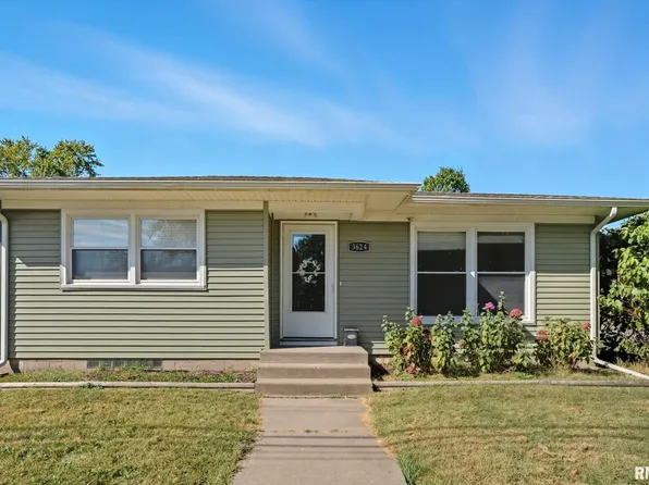 3624 Marquette St, Davenport, IA 52806