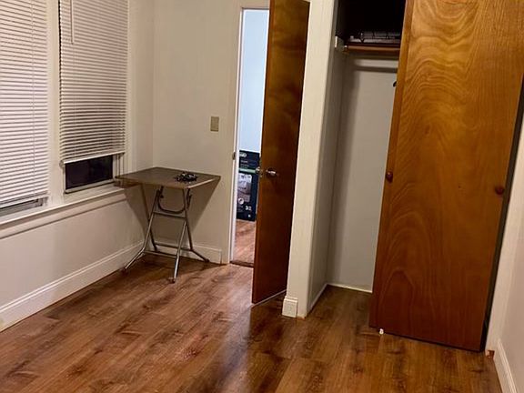 5th image of 927 Post Ave Floor 2
