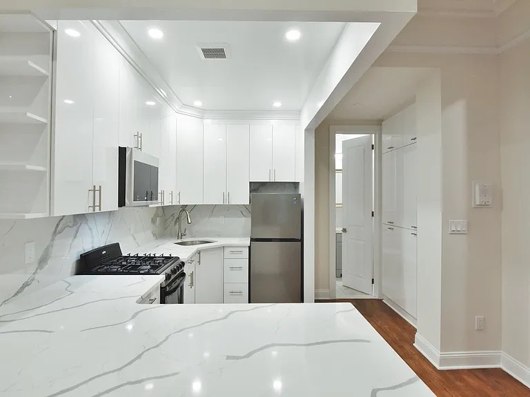 62 E 66th St #4F — Photo 8
