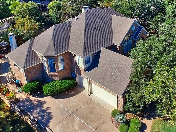 2nd image of 3025 Hillside Dr