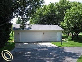 3rd image of 2860 Eric Dr