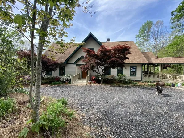 159 Prospect Trl, Cleveland, GA 30528