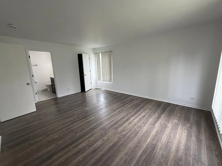 2354 Nantucket Ln — Photo 10