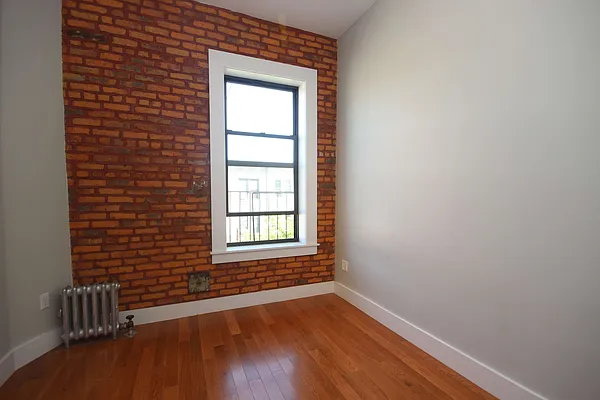 Rented by Nooklyn NYC LLC | media 16