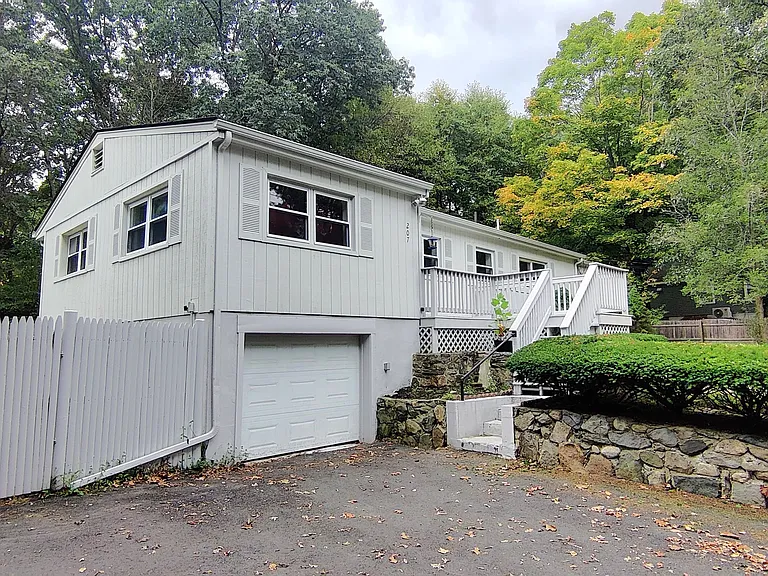 207 Eliot St — Photo 11
