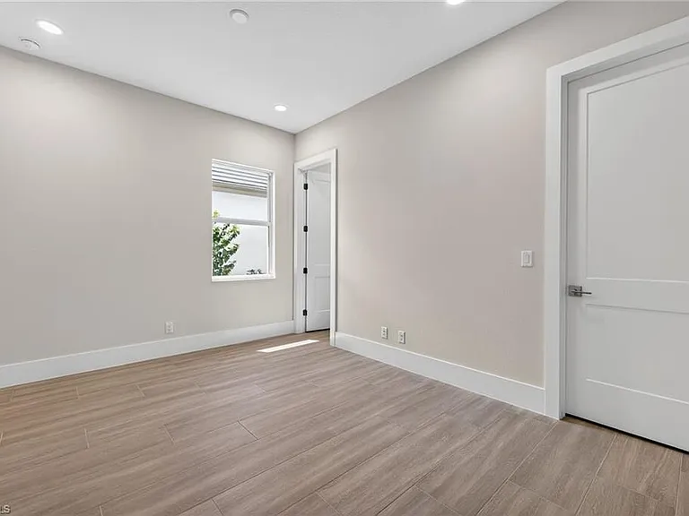 9712 Moonflower Ln — Photo 28