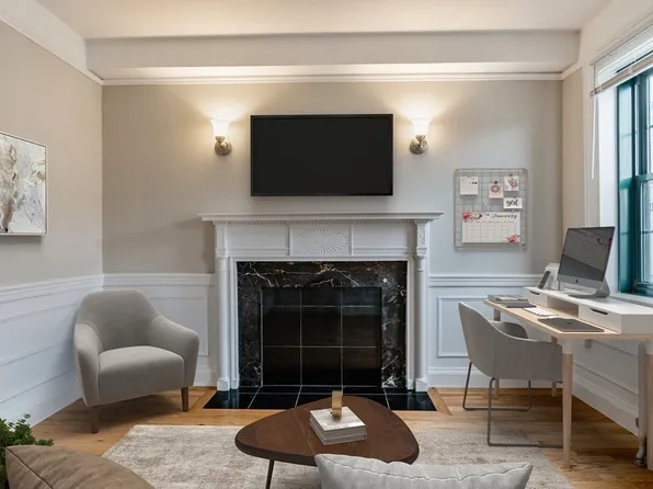 124 Bowdoin St #55, Boston, MA 02108