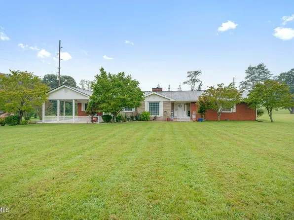 207 Westhills Dr, Rogersville, TN 37857