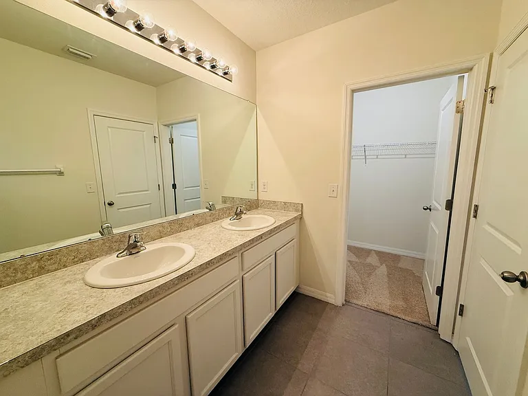 2856 Suncoast Blend Dr — Photo 26