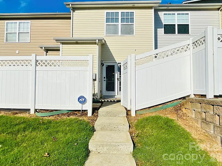 5112 Prosperity Church Rd — Photo 15
