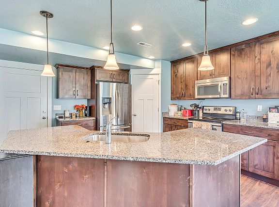 2nd image of 562 N Sir Anthony Cir