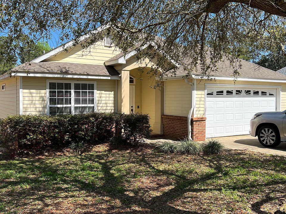 1st image of 8392 Ivy Brook Ln