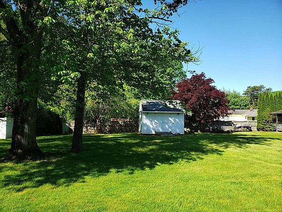 12 x 16' shed with loft