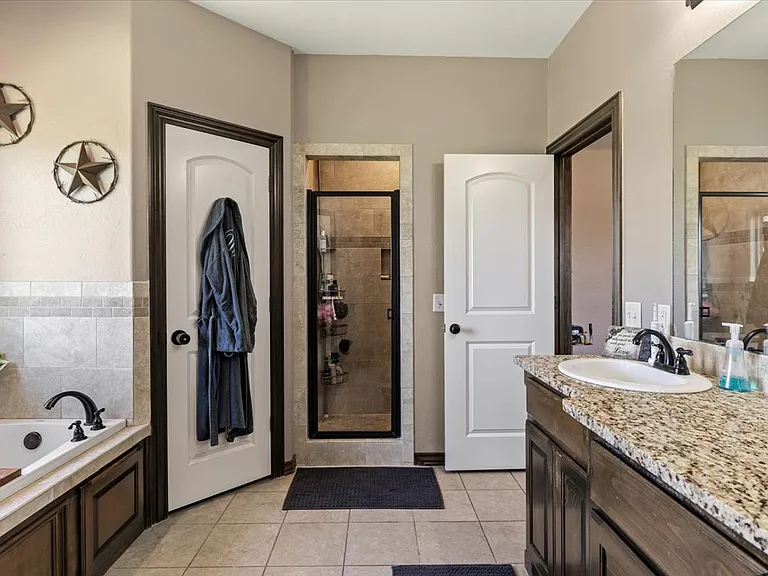 8398 SW Sun Valley Dr — Photo 20