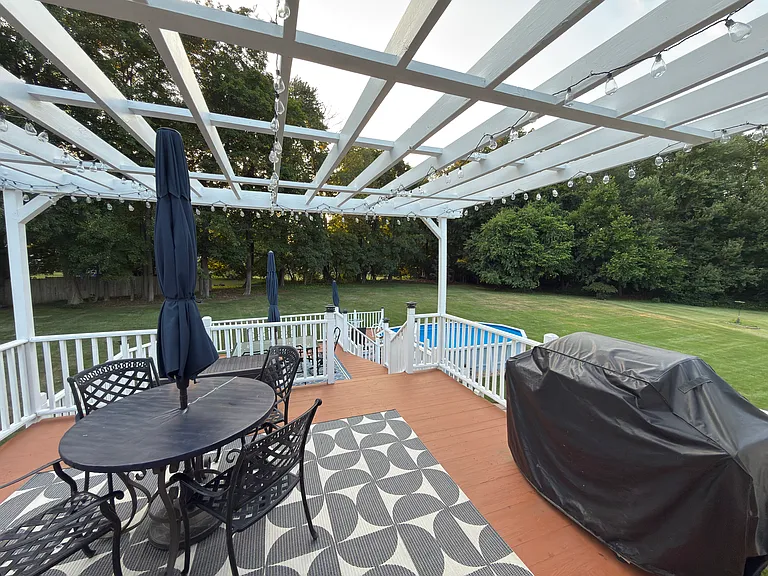 Lots of patio/outdoor seating areas, gas grill, huge yard, private above-ground pool