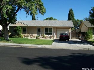 1038 Adams Ave, Los Banos, CA 93635