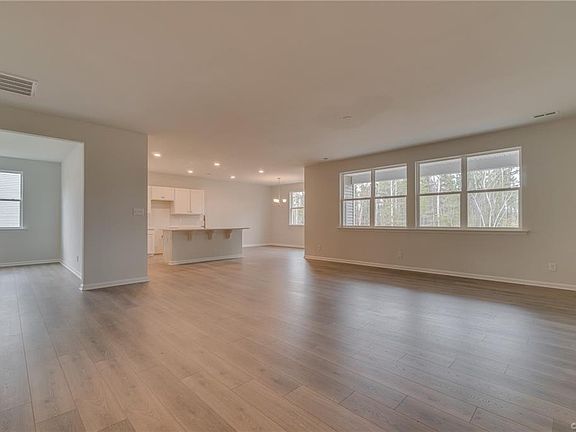 5th image of 11800 Longtown Dr