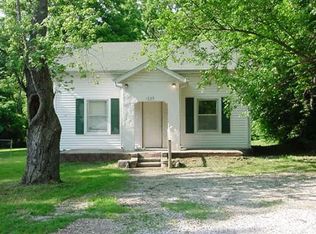 1635 W Lombard St, Springfield, MO 65802