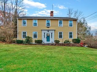 915 Long Ridge Rd, Hawley, PA 18428