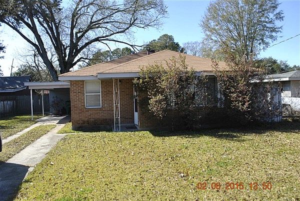 1st image of 213 Magnolia Avenue