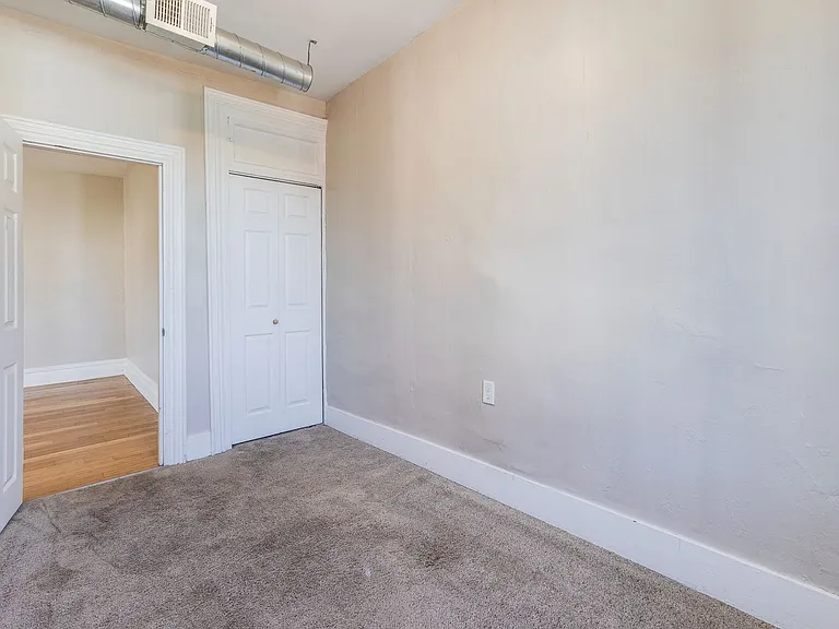 10 - 35 Mt Oliver — Photo 5