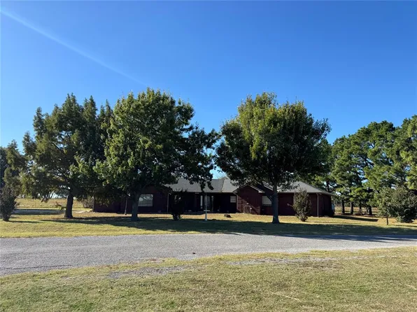 131 W Cool Springs Rd, Rush Springs, OK 73082