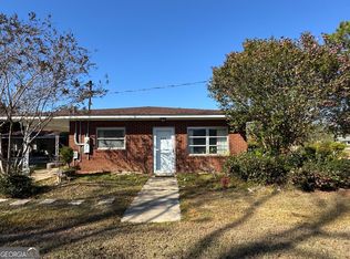 465 Cedar St, Metter, GA 30439