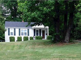 517 Park Ter, Greensboro, NC 27403