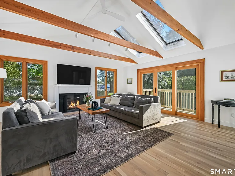 8 Millard St — Photo 19