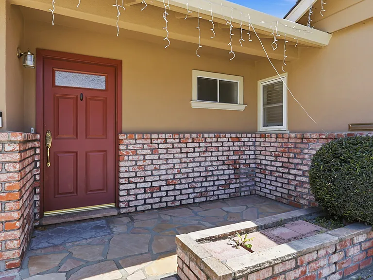 5588 Dartmouth Dr — Photo 29