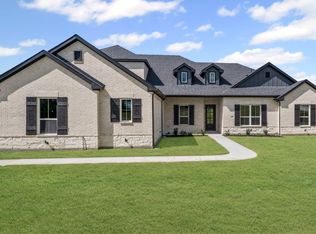 1045 Woodland Rd, Weatherford, TX 76088