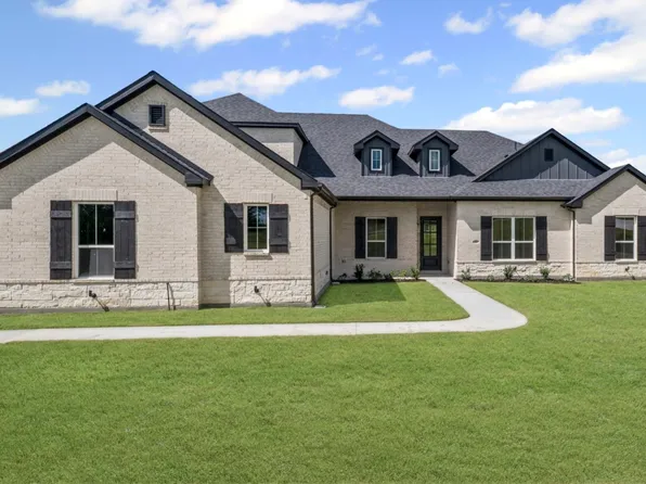1045 Woodland Rd, Weatherford, TX 76088