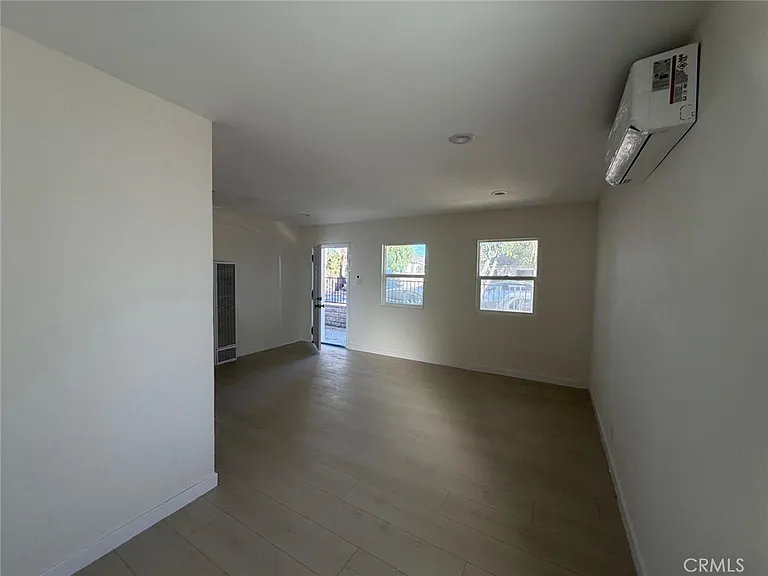 10633 Laurel Canyon Blvd #1 — Photo 2