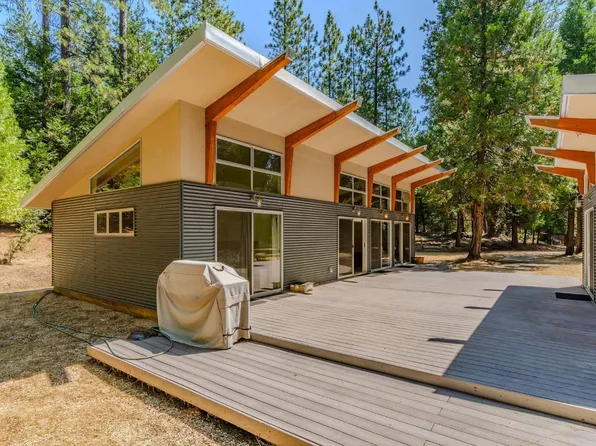 25630 Wildflower Dr, Pioneer, CA 95666