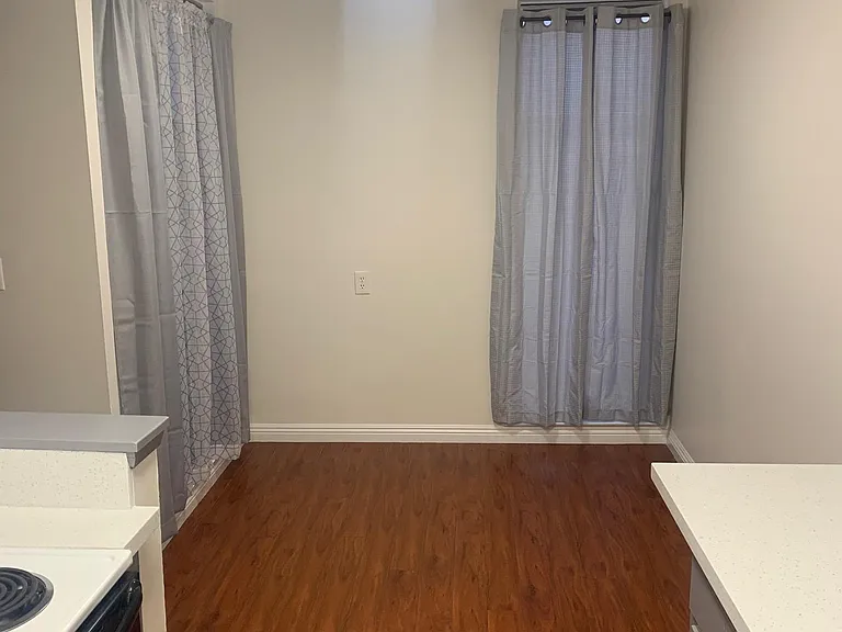 1580 College View Dr #4 — Photo 10
