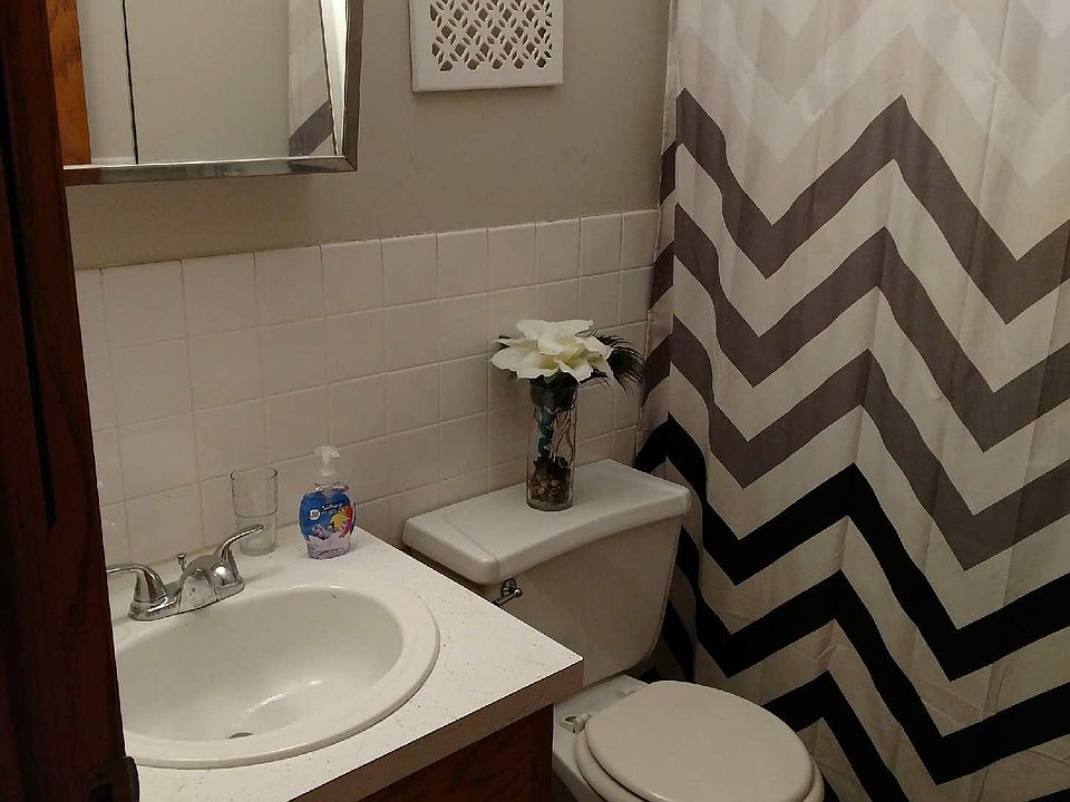 1st image of 615 Madison St APT 6
