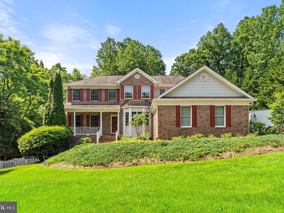 1st image of 5347 Wade Ct