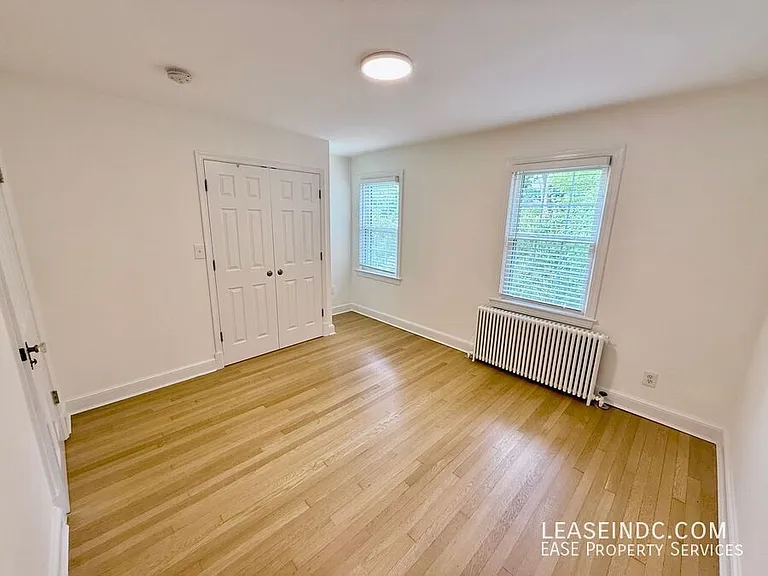 1941 39th St NW — Photo 19