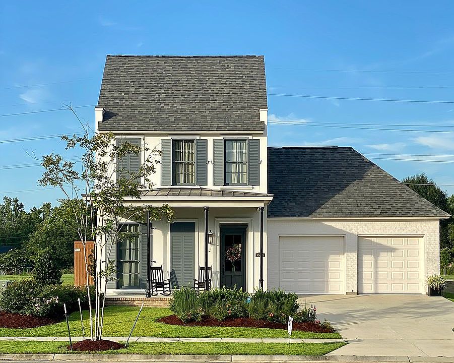 1st image of 18486 Oakland Crossing Blvd