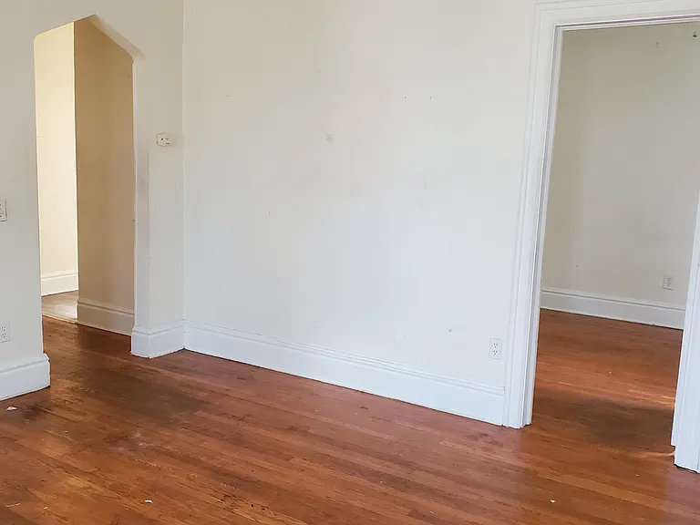 77 East Blvd #11 — Photo 4