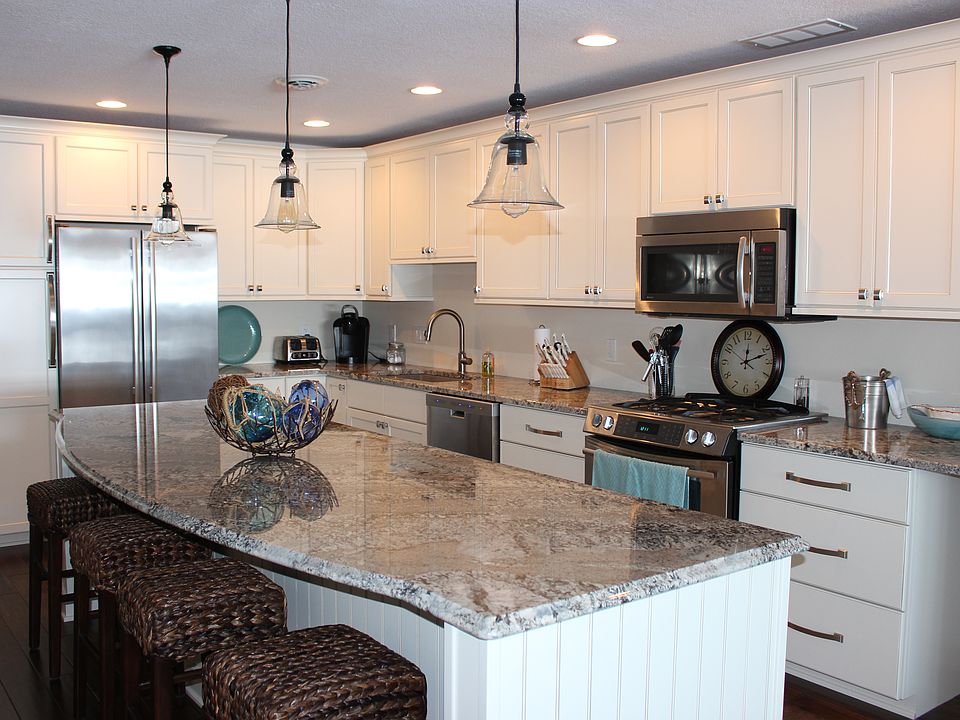 1st image of 2515 S Lakeview Ct Unit 401