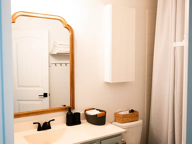 Full bathroom upstairs