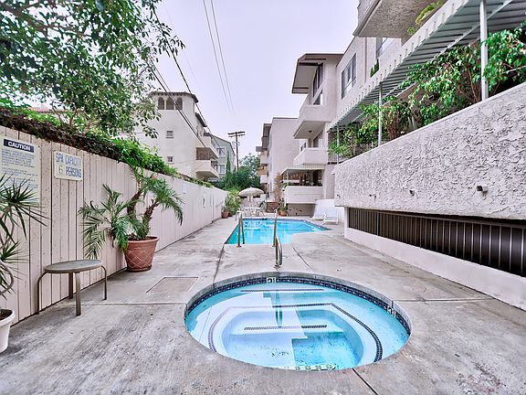 5th image of 1531 Camden Ave APT 101