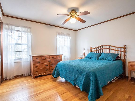 Bedroom (windows face Lake Michigan)