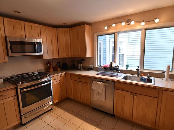 272w5abb084ee6051 (1)