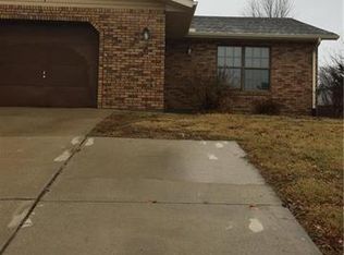 529 Mockingbird St #A, Troy, IL 62294