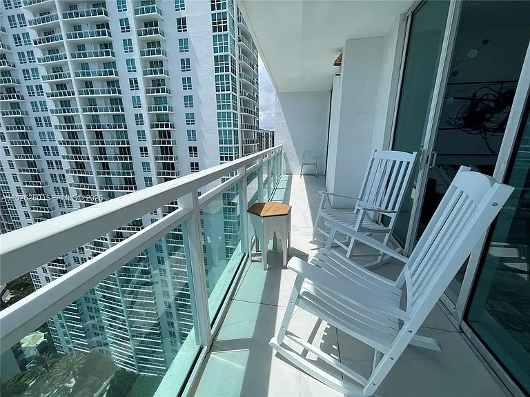 950 Brickell Bay Dr #3207 — Photo 22