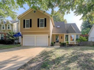 12009 S Hallet St, Olathe, KS 66062